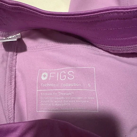 Figs Pink Scrub Set - Picture 4 of 6